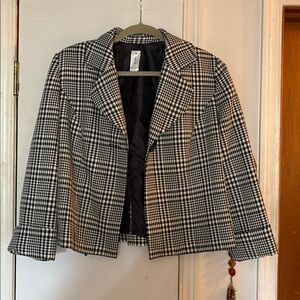 Jade Elegant Black Jacket